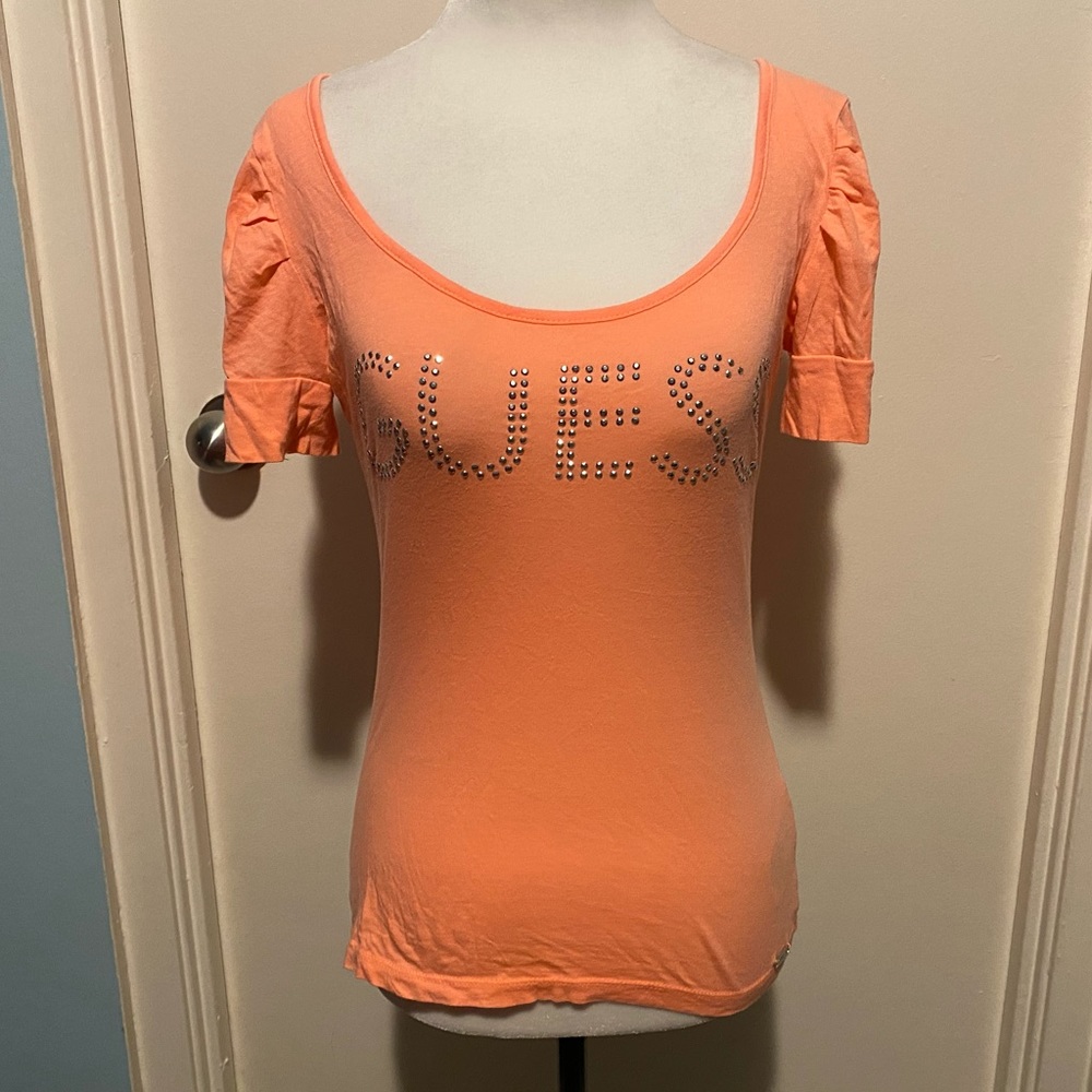 GUESS CUT OUT SHOULDER T-SHIRT - Picture 2 of 16